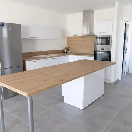 Instant Serenity - 8 People With A View Villa Narbonne