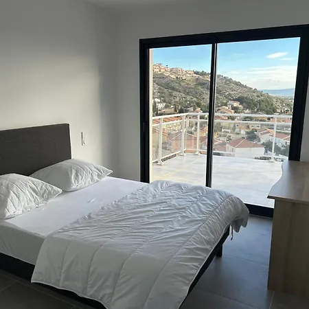 Villa Instant Serenity - 8 People With A View *